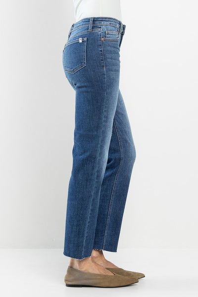 MID RISE STRAIGHT JEANS WITH SCISSOR CUT HEM