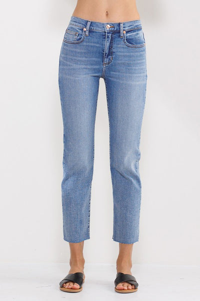 VINTAGE MID RISE SLIM STRAIGHT JEANS WITH RAW HEM