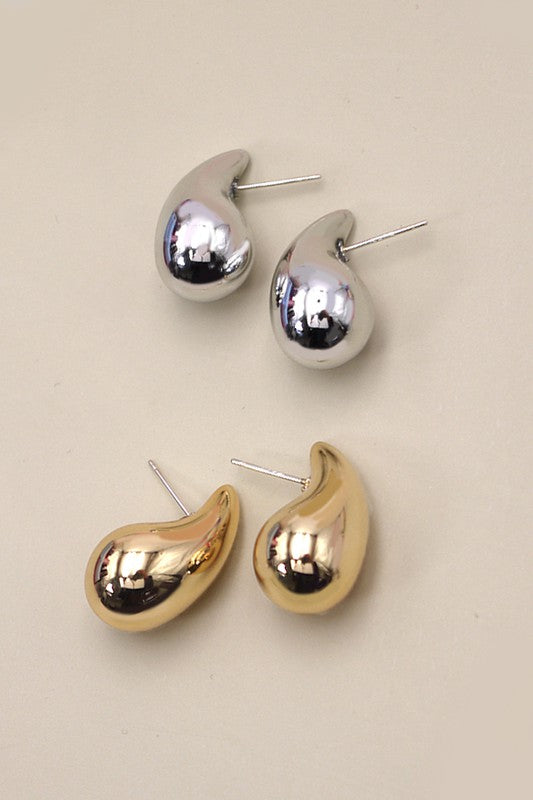 GRACEFUL LIGHTWEIGHT TEARDROP EARRINGS