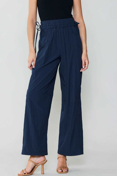 ELASTICIZED WAIST WIDE-LEG PANTS
