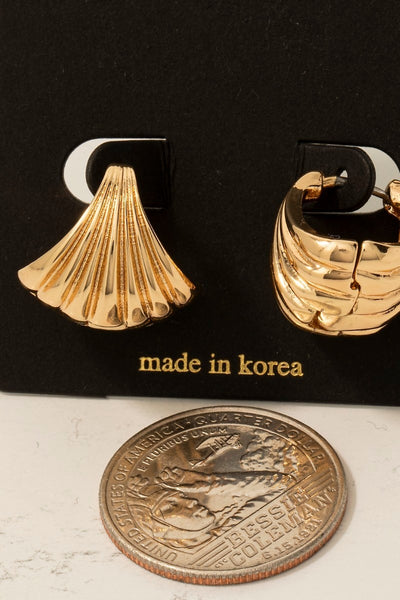 Wide Ridged Texture Hinge Hoop Earrings