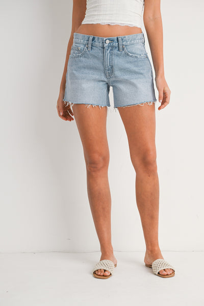 LOW RISE RELAXED SHORT