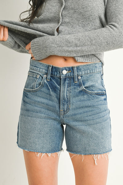 LONGER LENGTH STRETCH SHORT