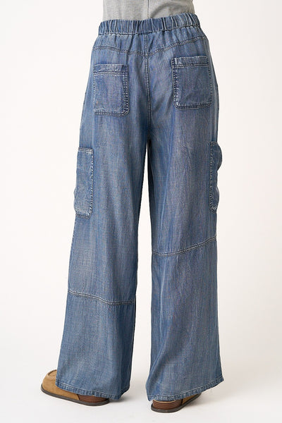 Washed Chambray Elastic Waist Cargo Wide Leg Pants
