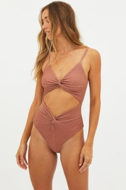 Aviva One Piece