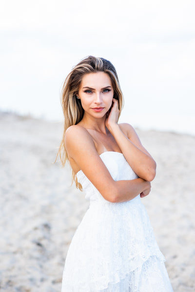 Tiered Skirt Strapless Lace Dress