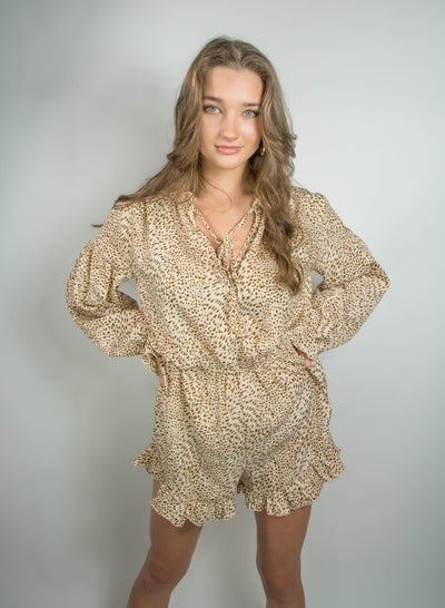 PRINTED V NECK RUFFLE TRIM WOVEN ROMPER