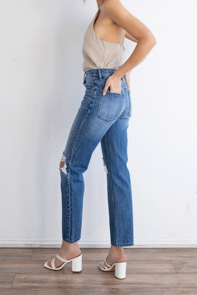 ULTRA HIGH RISE MEDIUM WASH 90S BOYFRIEND