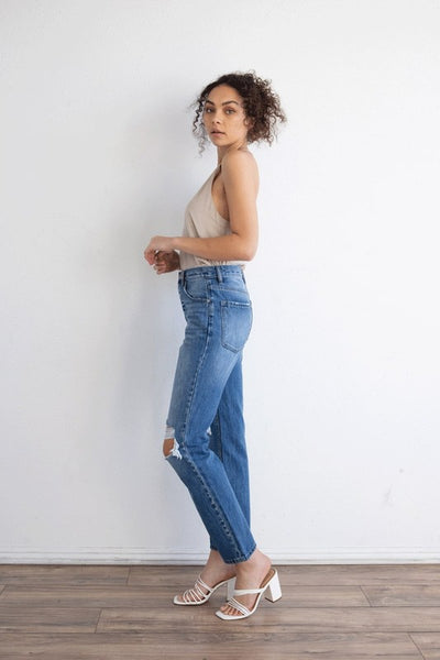 ULTRA HIGH RISE MEDIUM WASH 90S BOYFRIEND