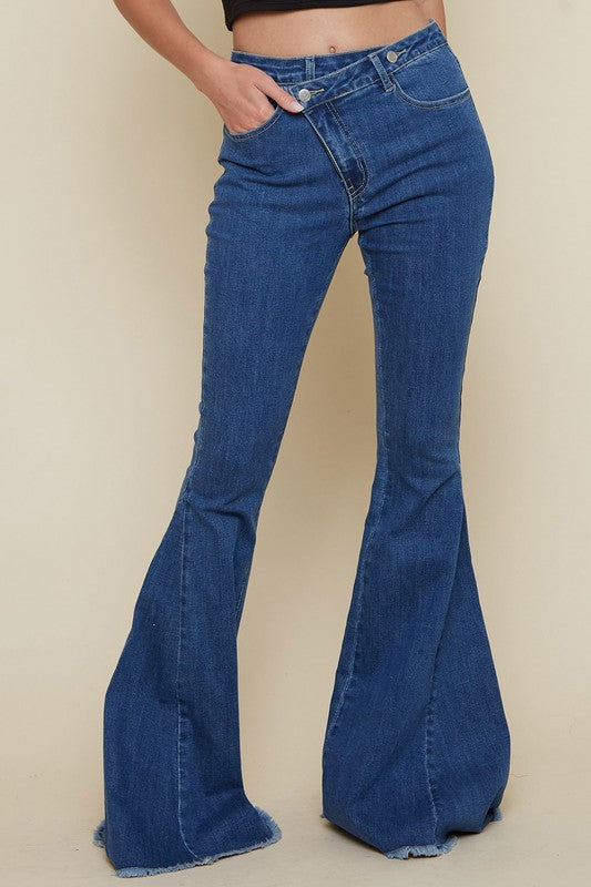 CRISS CROSS UPSIZED BELL BOTTOM JEAN