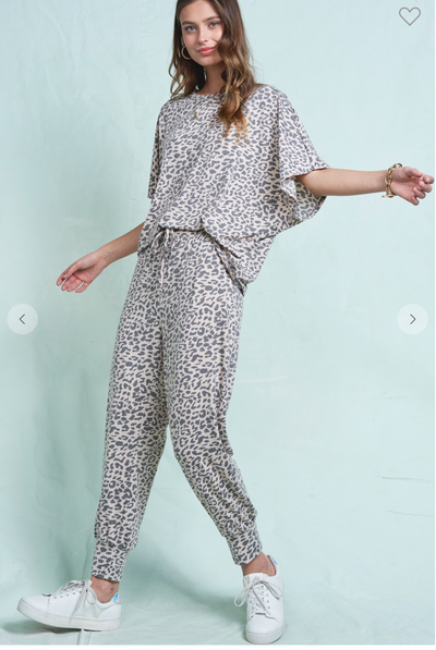 Atmosphere Lounge Bottom