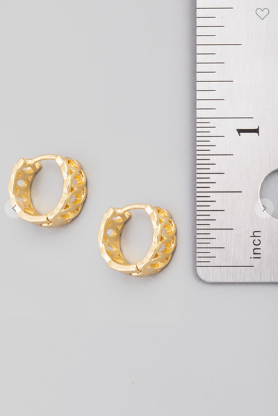 Mini Chain Link Huggie Hoop Earrings