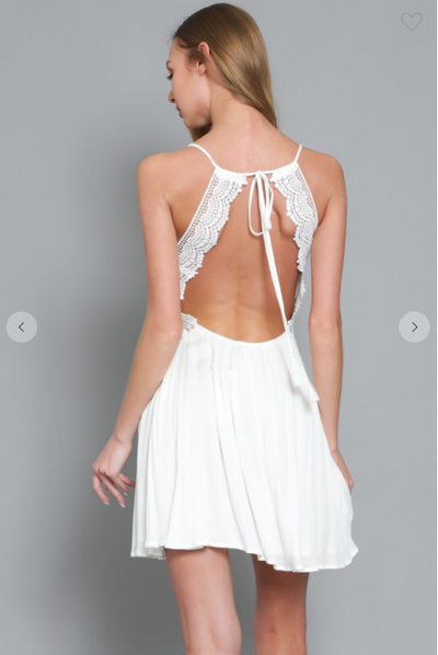 SHORT GAUZY DRESS W/ OPEN BACK LACE TRIM