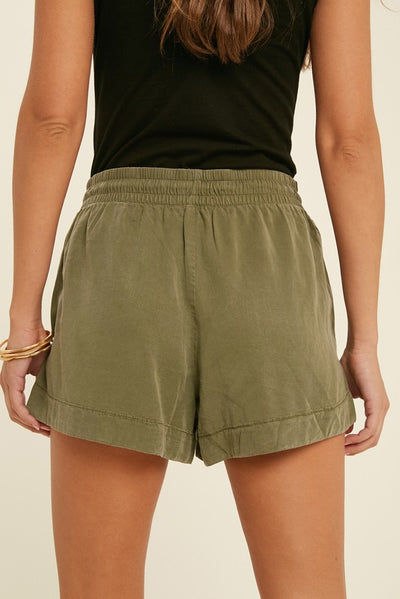 TENCEL DRAWSTRING MINI SHORTS WITH POCKETS
