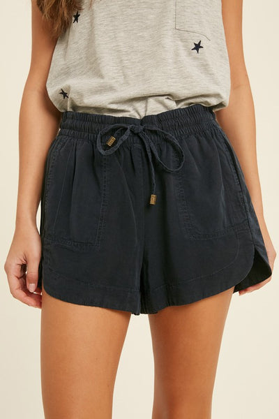 TENCEL DRAWSTRING MINI SHORTS WITH POCKETS
