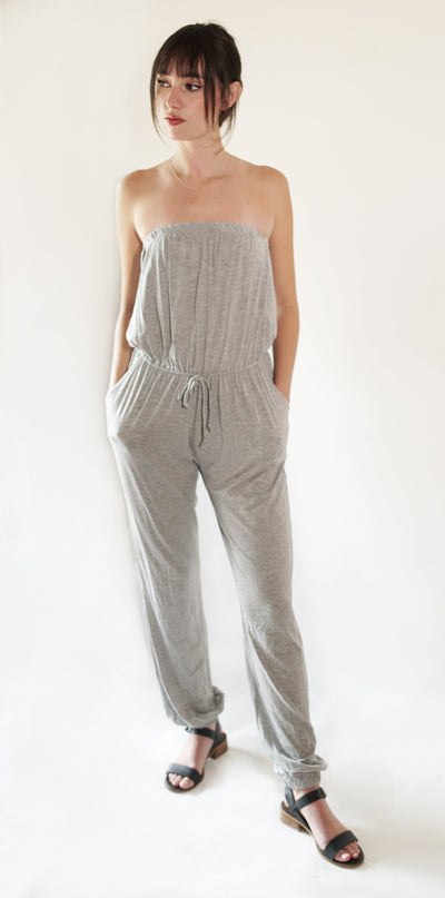 SOLID STRAPLESS JUMPSUIT