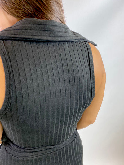 SLEEVELESS WRAP DRESS W/ SIDE TIE