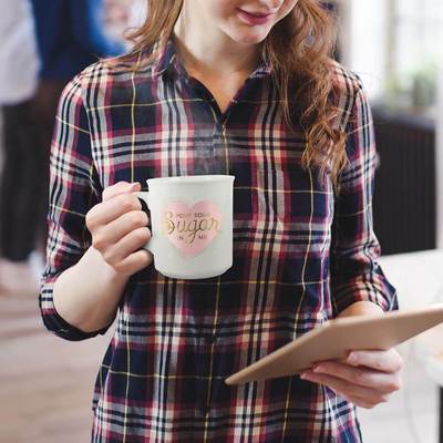 Pour Some sugar in me mug