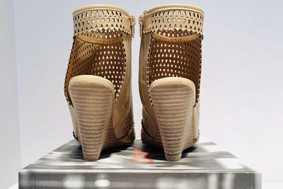 Natural Claire Wedge