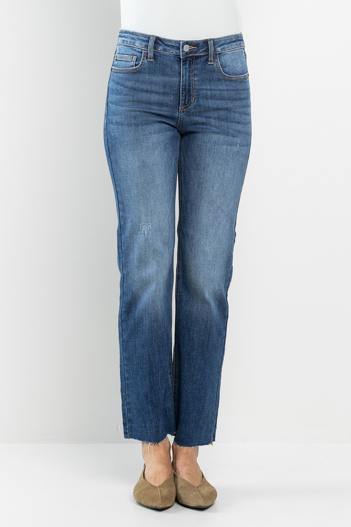 MID RISE STRAIGHT JEANS WITH SCISSOR CUT HEM