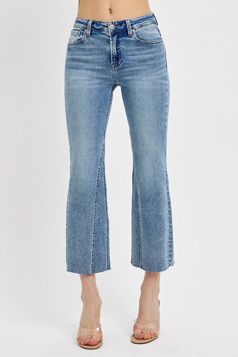 Mid Rise Crop Flare Leg Seam Detailed Jeans