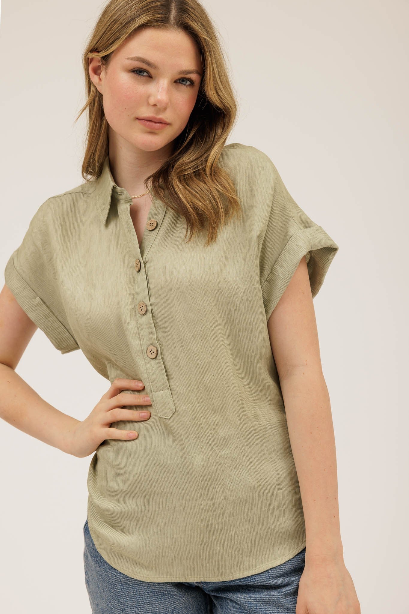 CUFF SLEEVE COLLARED HALF BUTTON LINEN SHIRT