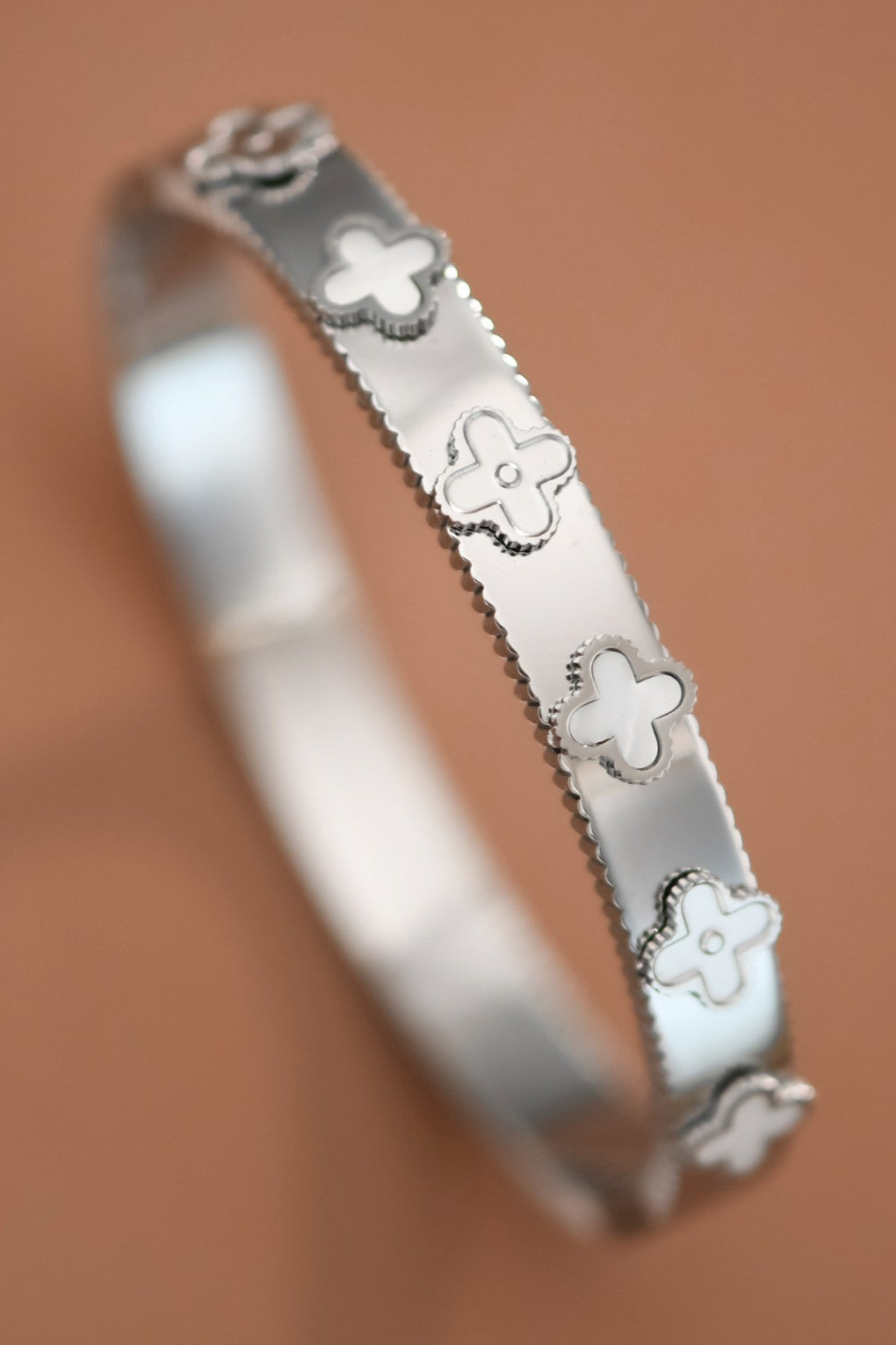 Tarnish-resistant Stainless Steel Bracelet