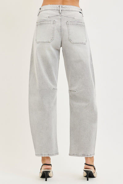 Mid Rise Barrel Leg Jeans With Patch Pocket Detail