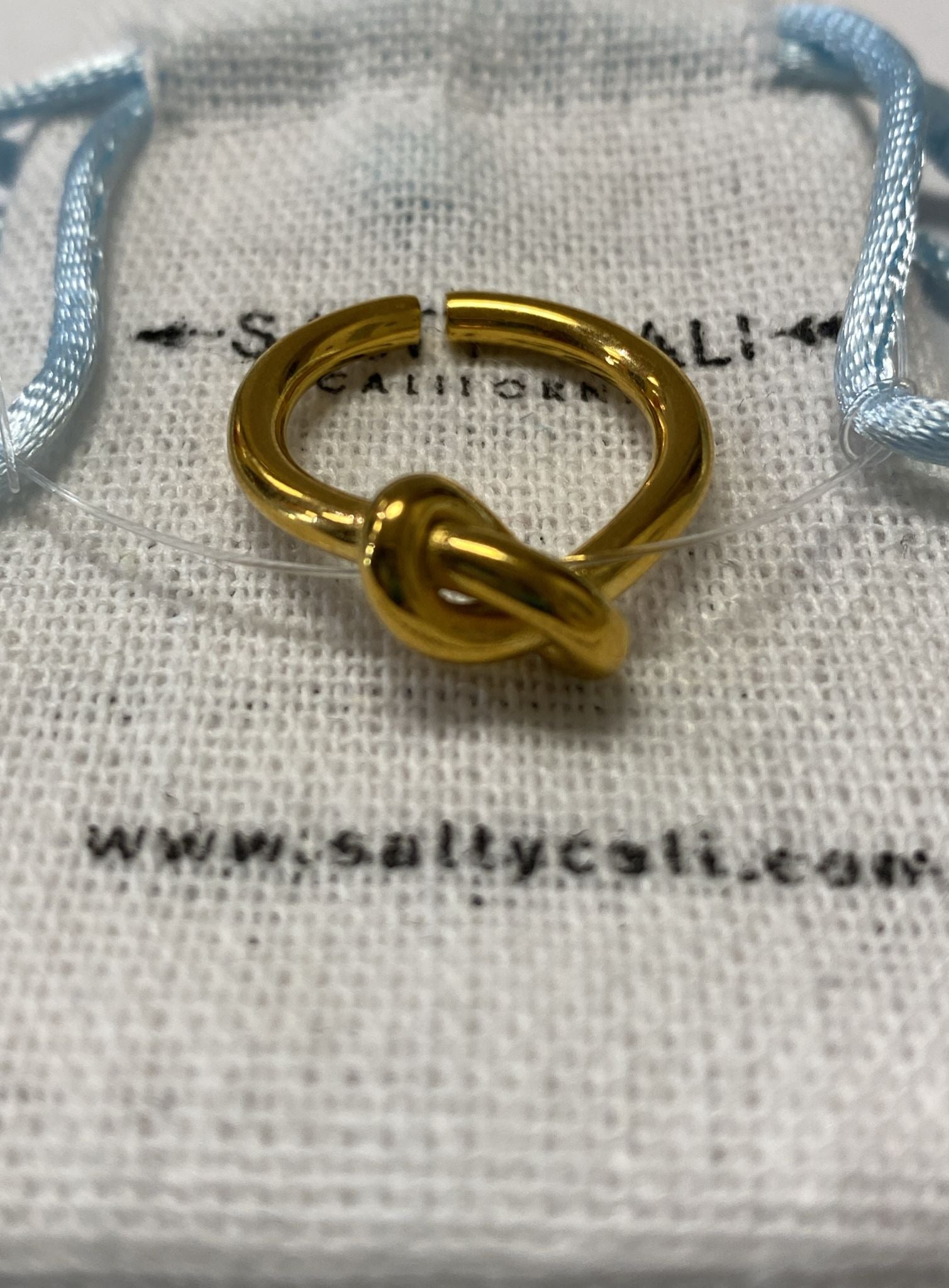 Knot Ring