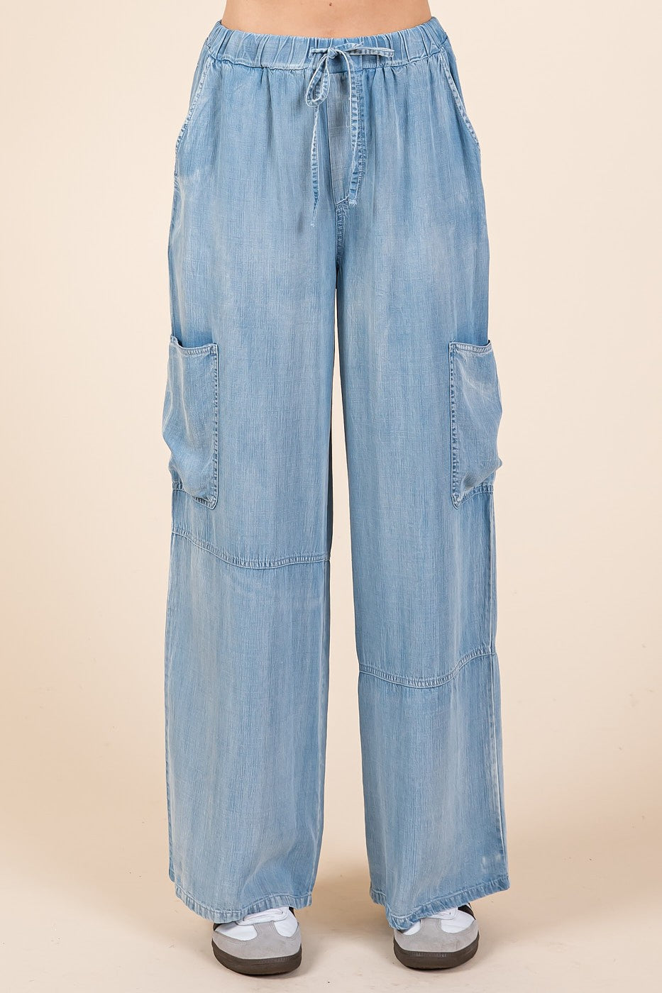 Washed Chambray Elastic Waist Cargo Wide Leg Pants