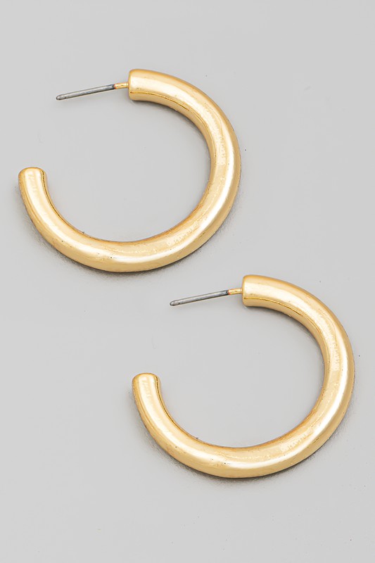 Metallic Tube Hoop Earrings