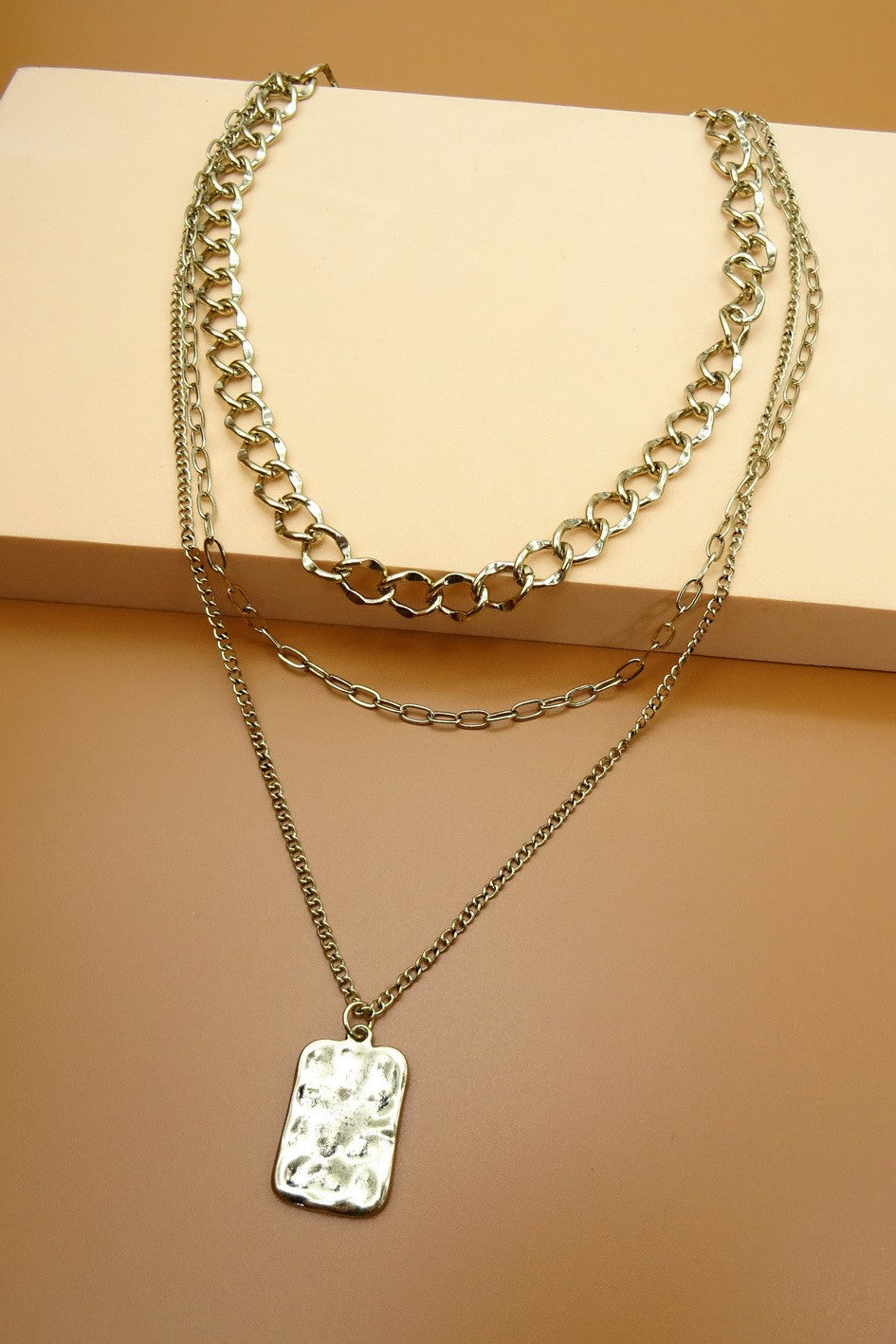TEXTURE PENDANT LINK CHAIN LAYER NECKLACE