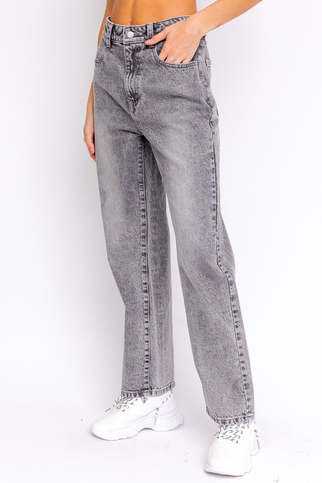 HIGH RISE STRAIGHT JEANS