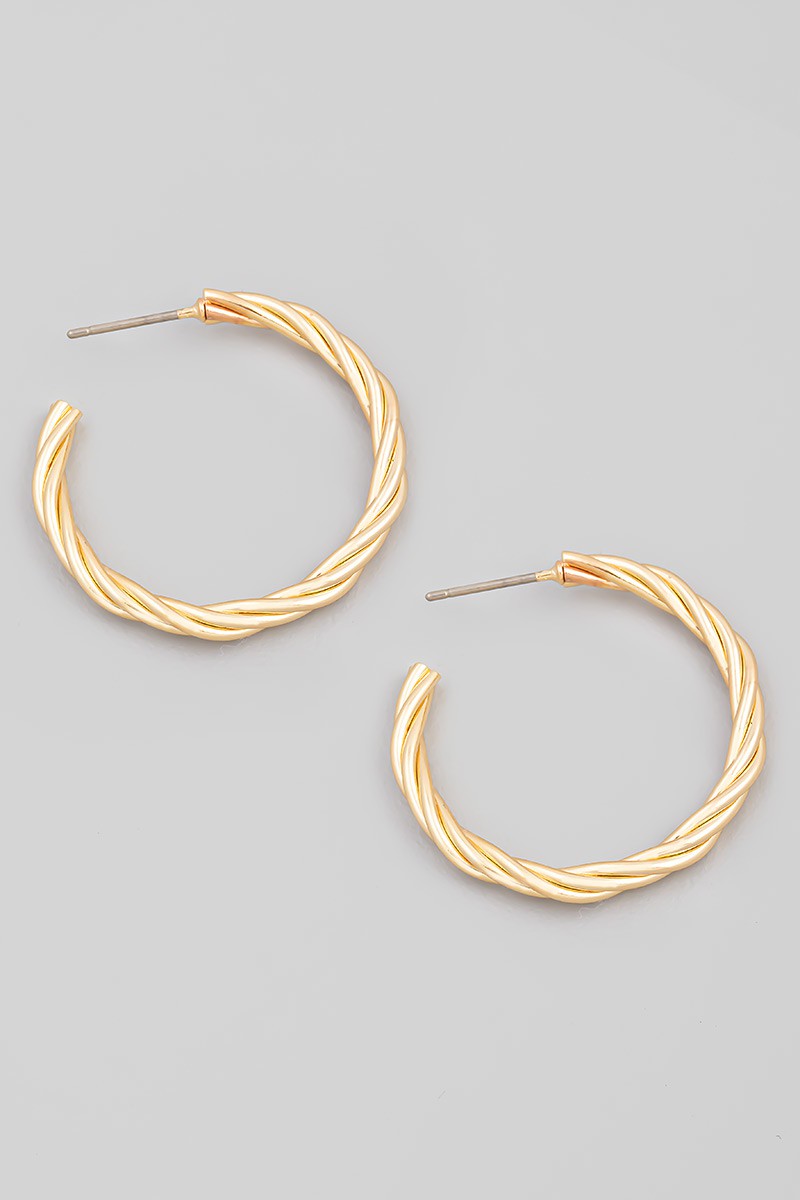 Metallic Twist Circle Hoop Earrings