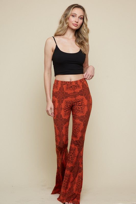 PRINTED BELL BOTTOM WITH POCKETS