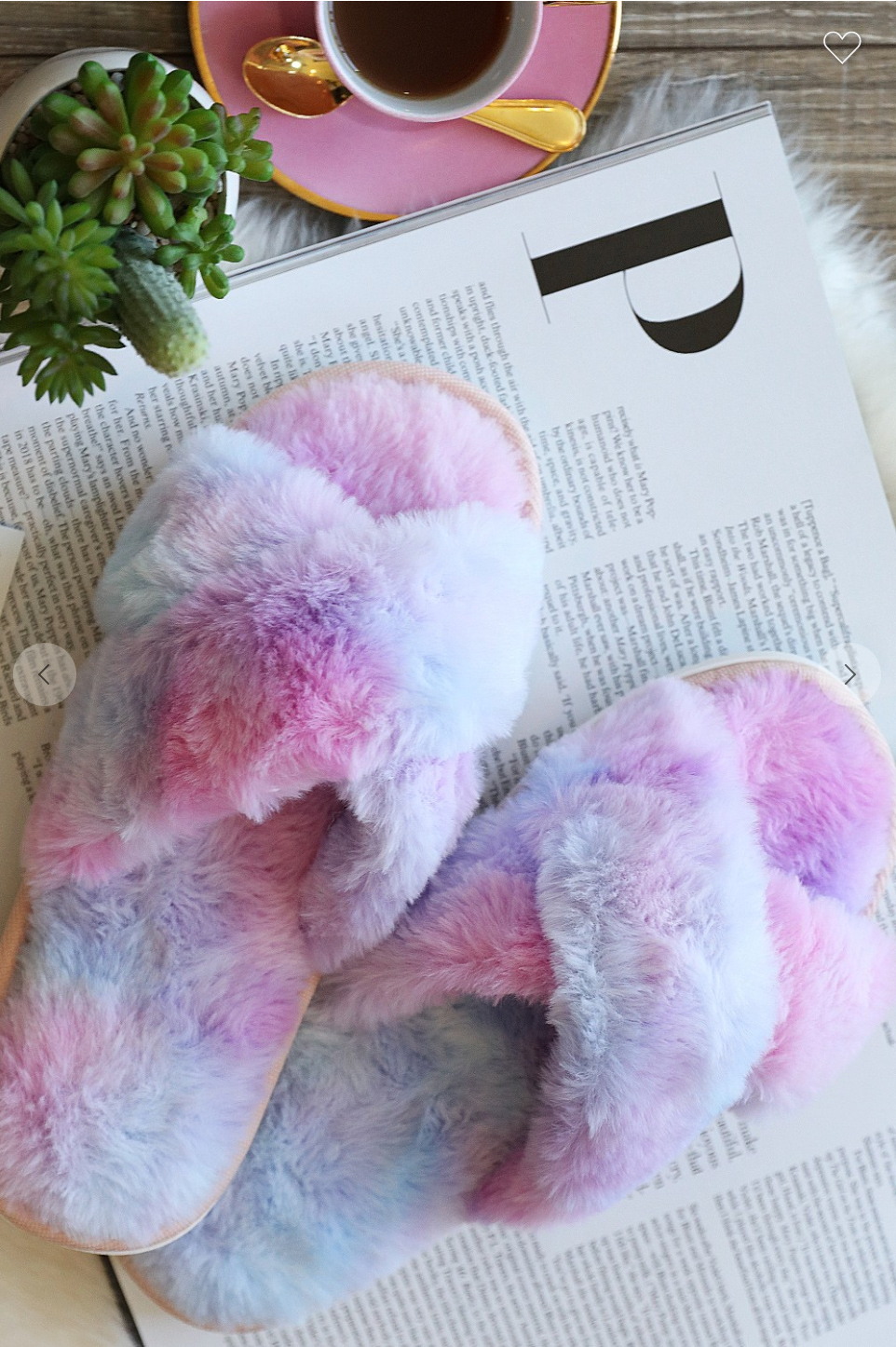 HIGH QUALITY SUPER SOFT AND CUTE FAUX FUR SLIPPERS
